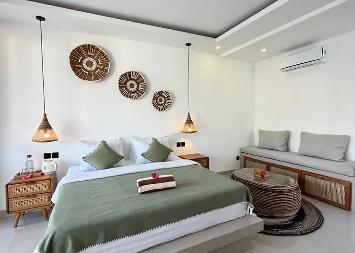 Ari Private In 6br With Shared Pool *