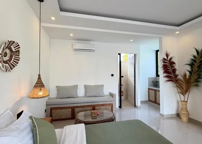 Bed & Breakfast Ari Private In 6br With Shared Pool