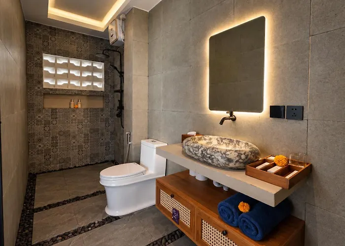 Ari Private In 6br With Shared Pool *